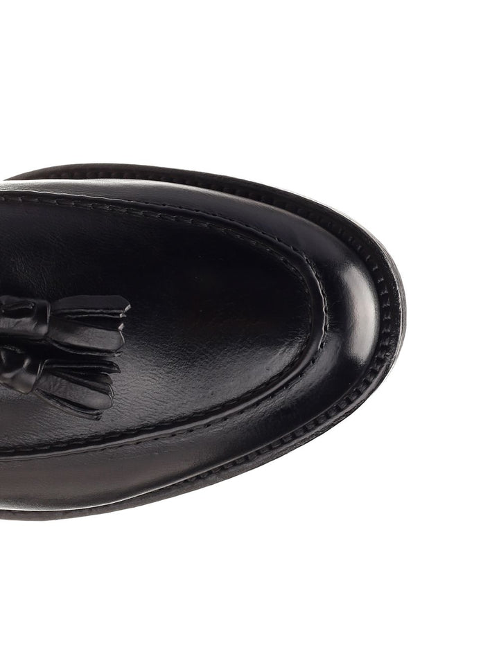 Corvari Leather Loafer With Tassels Mocassini - Nero | 615e143e22acbb7a27b6b78ad61ff6d3bd297706