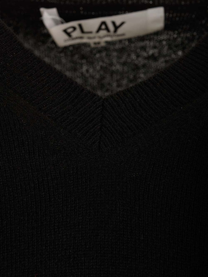 Comme Des Garcons Play Crew Neck Wool Sweater Knitwear - Nero | 7cbd014c0d93faac9c82125b1a99bddd2dbfb41f