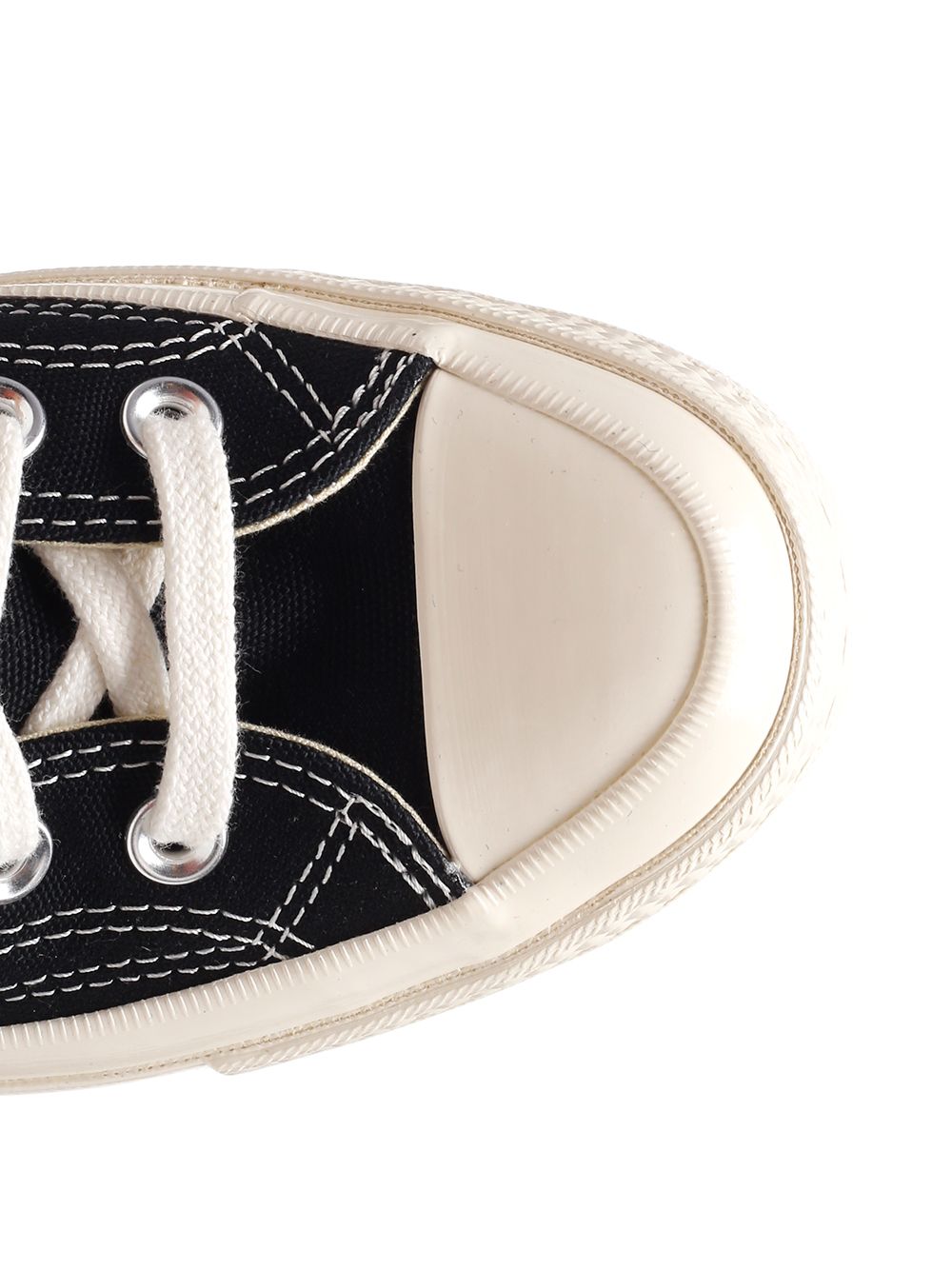 Comme Des Garcons Play Black Low-Top Converse With Red Heart Sneakers - Nero | 3d704c1b2d2f7625a6a034a9fd05c0f9d5afefe0