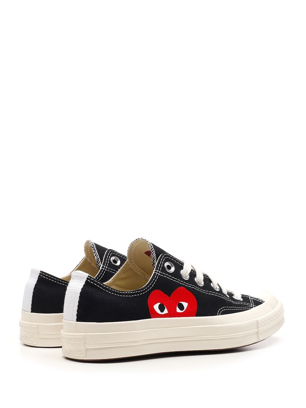Comme Des Garcons Play Black Low-Top Converse With Red Heart Sneakers - Nero | 573a18357cc39ddfe13e12ba5026cc583c98e628