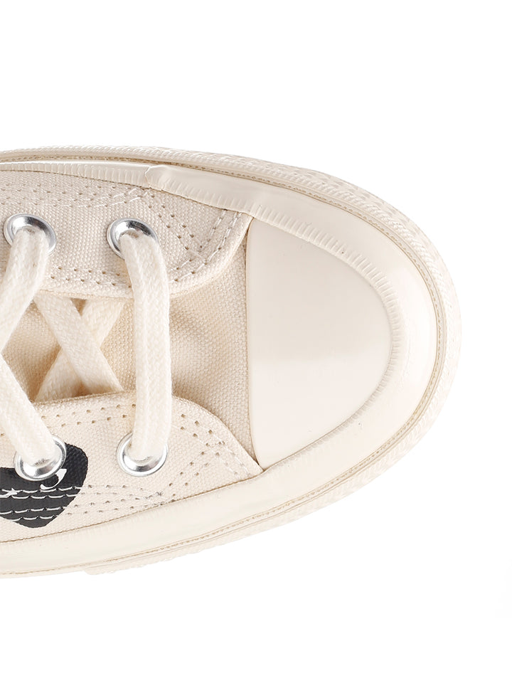 Comme Des Garcons Play Chuck Taylor Sneakers - Bianco | 0017b1bea30637047e5df0e271823907f6bed3c3