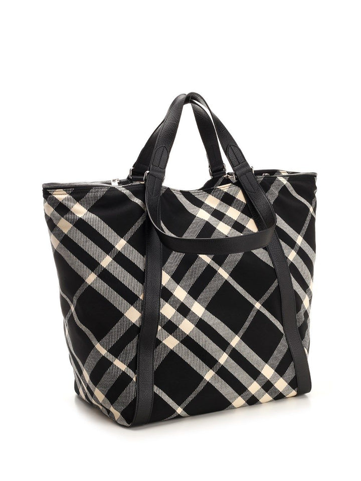 Burberry Check Handbags - Nero | decf24101b6d1154961076f6fec3bd0a910bd43e