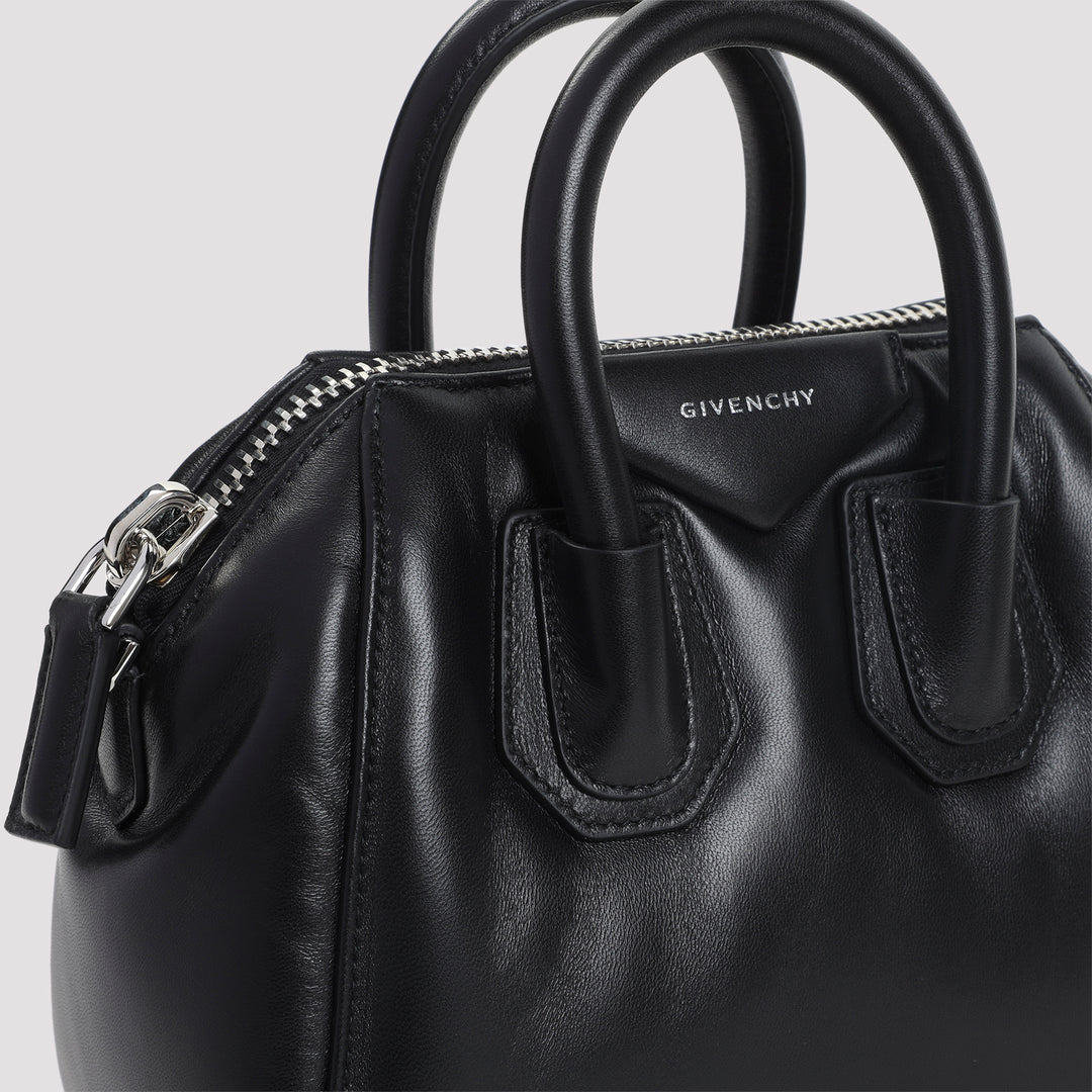 Givenchy Borse a Spalla e Tracolla - Nero | d7593dbbc2a57a0670522771f899c3a18b63e4da