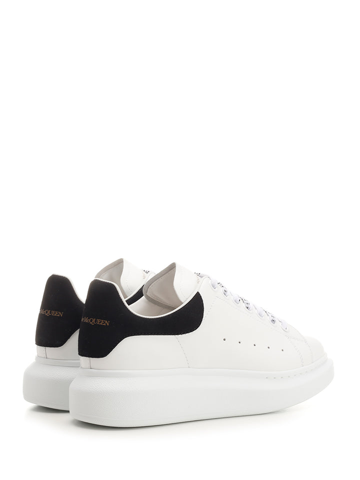Mcqueen Oversized  With Black Heel Sneakers - Bianco | 22c8ffda9e23916f1fc3ac32a74a6303cd7cc611