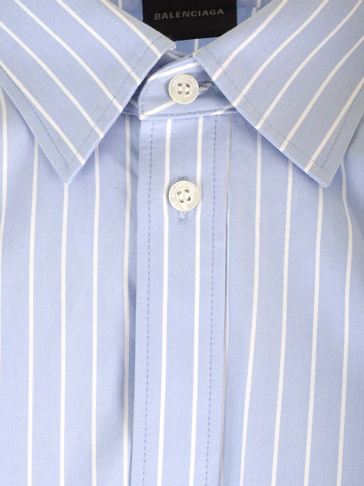 Balenciaga Large Fit Asymmetric Shirt Shirts - Light blue | 3eae937f20a352f25d25823204d4f29b7e0f409d
