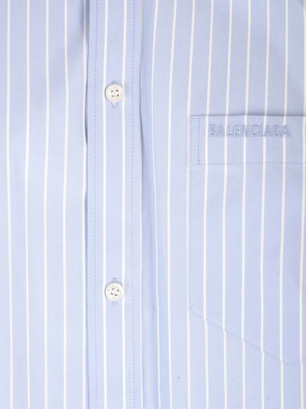 Balenciaga Large Fit Asymmetric Shirt Shirts - Light blue | ef2b18e7c9196070c9d455edcb5be085273c1369