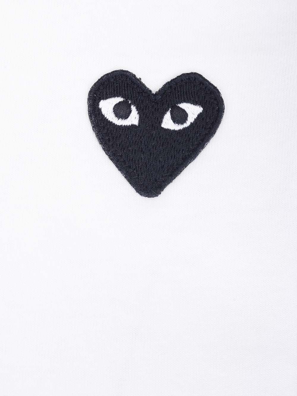 Comme Des Garcons Play With Small Black Heart T-Shirt - Bianco | da329b9fed9bcb3f169a24760ebb9fabf7cc97a4