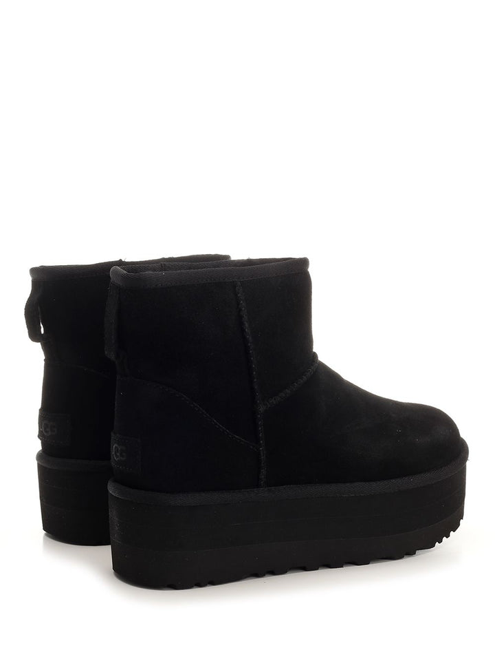 Ugg Classic Mini Platform Boots - Nero | 889f34a43332750249fb4cbf1e240f94e827b799