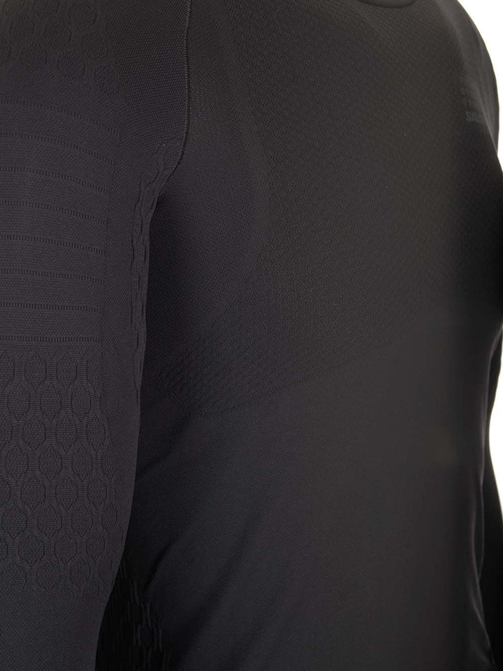 Mm6 Maison Margiela Mm6 X Salomon Gore-Tex Long Sleeve T-Shirt Knitwear - Nero | 804d5d8596f675c2b4e1e0bff93d65cc9c9ebb59