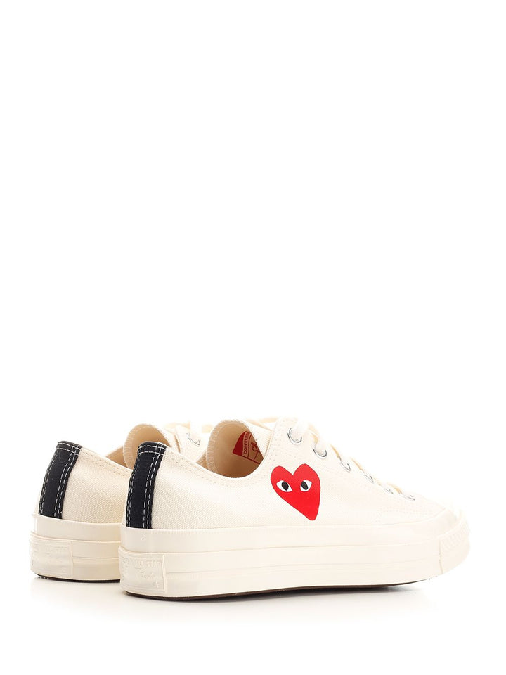 Comme Des Garcons Play Chuck Taylor All Star Sneakers - Bianco | 9420a76b88ce71ed5f18a1a215bff102a7c9e771