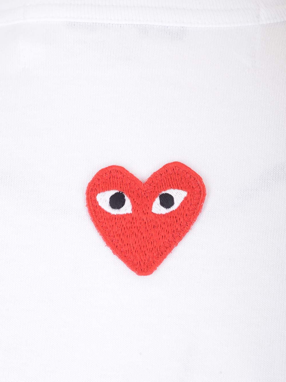 Comme Des Garcons Play Back Heart T-Shirt - Bianco | 71eb09efb69aadb183ca9df0f3059026e716dd7b