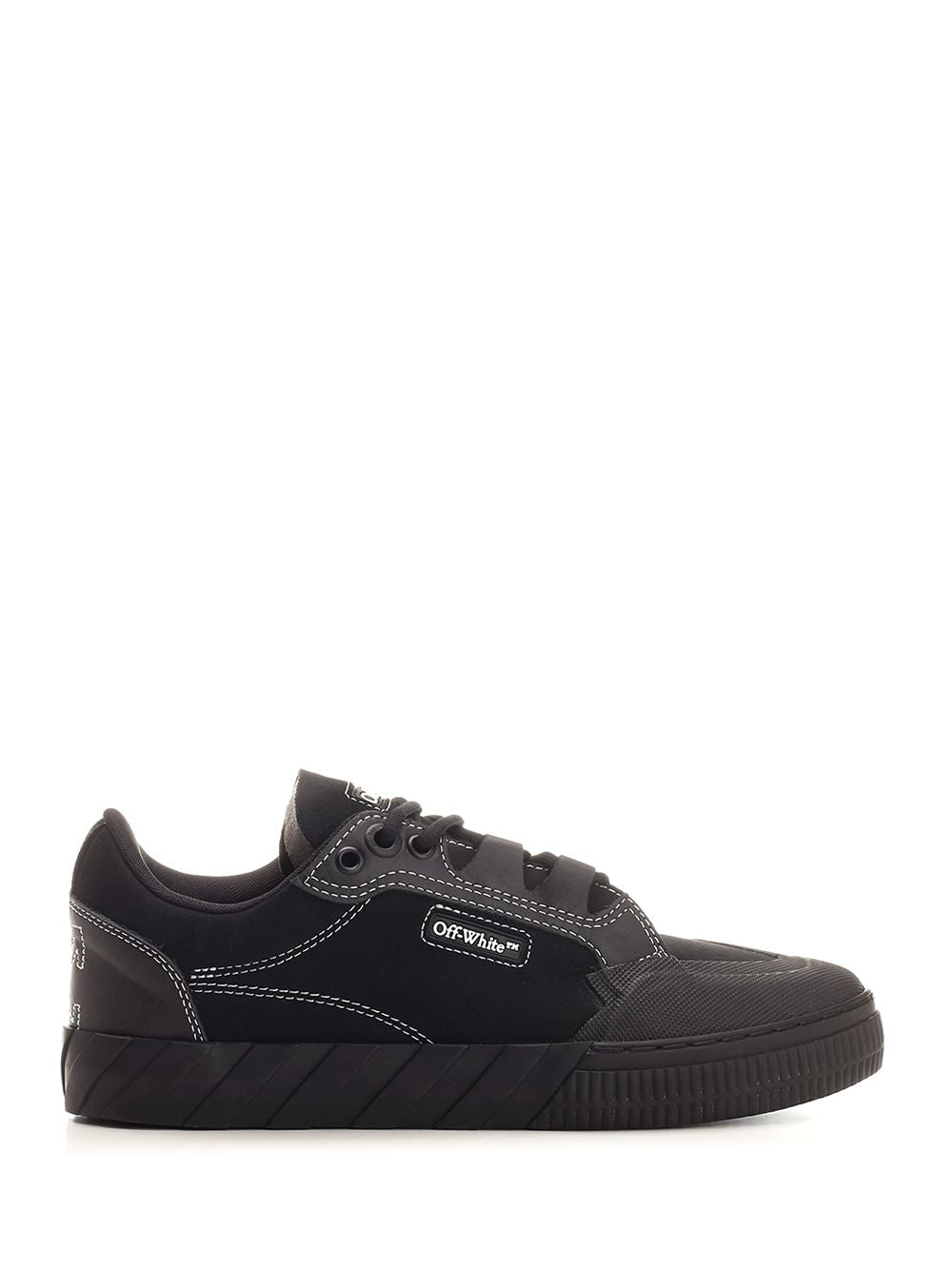 Off-White Vulcanized 779 Sneakers - Nero | 8e0dad7b5eeb765d1809f4547dc27236d4e5efe7