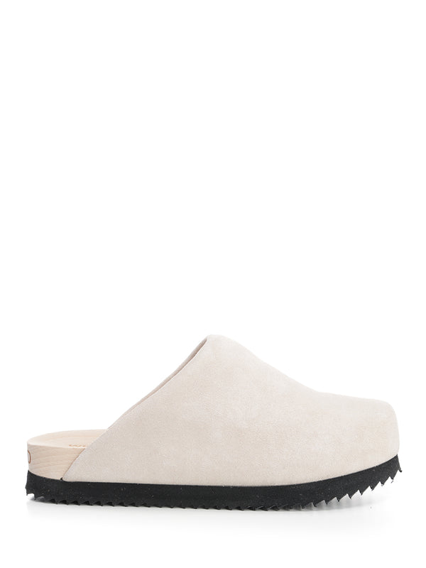 Zuecos de ante sandalias beige