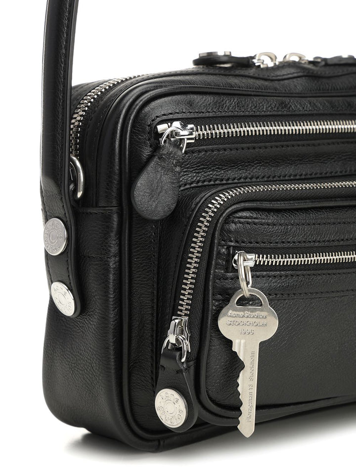 Acne Studios Camero Handbags - Nero | ce58f6ffe94b21b689dbfee5cae05118b44914c2