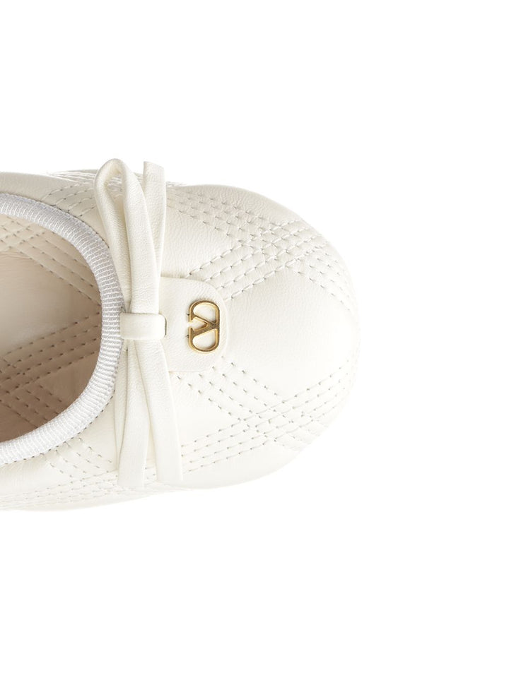 Valentino Garavani Nappa Leather Ballerinas Scarpe basse - Bianco | f8417817ce07ce83e99682ac49ebe003dc33fcd1