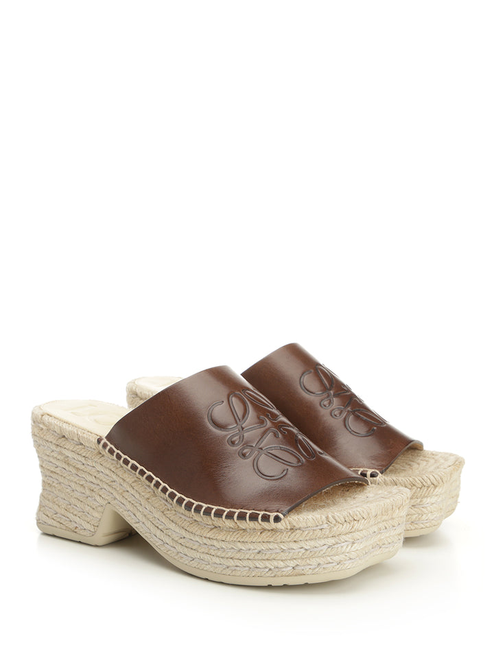 Loewe Petal Platform Espadrilles In Vegetable Tanned Calfskin Sandali - Marrone | 35630451a1caa9f9099644f90afc3029dcf7f0a2