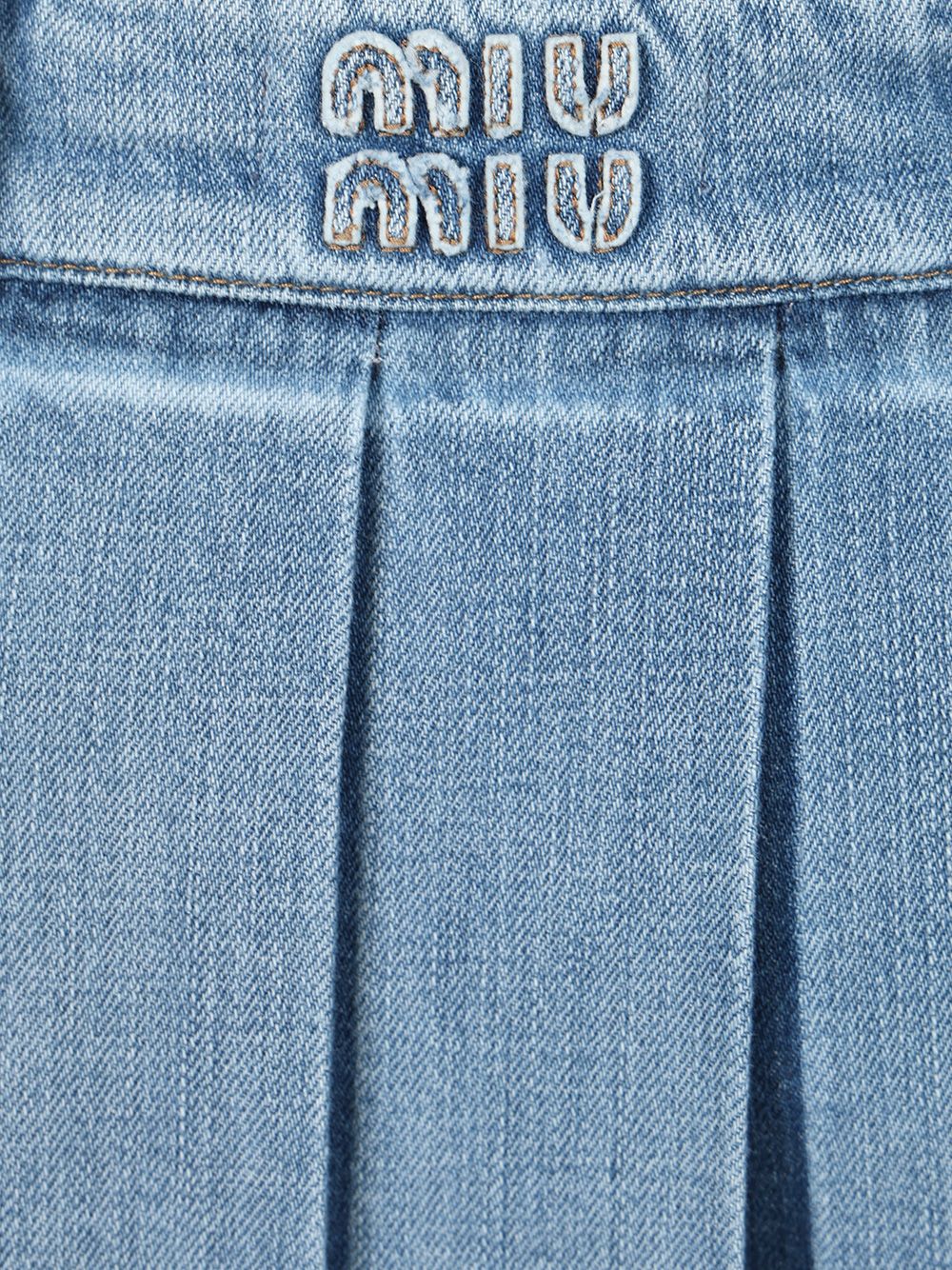 Miu Miu Pleated Denim Skirt Gonne - Light blue | 58d7eeb27e67a4af81225766ae7e91fe95e1cc62