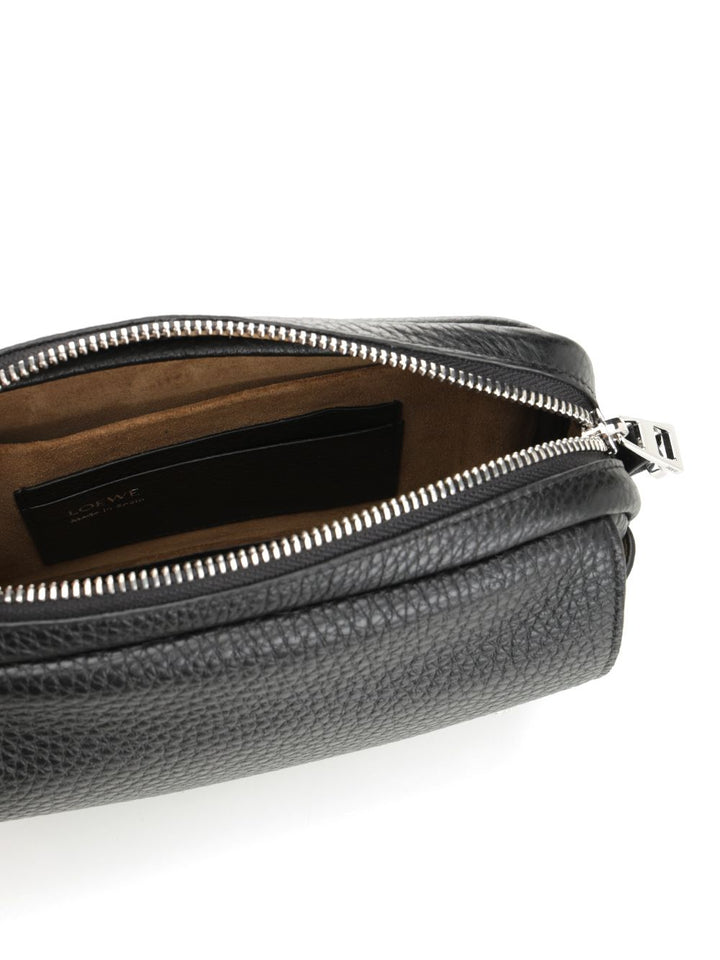 Loewe Messenger Pebble Crossbody Bags - Nero | 4f118d3006aee9329271a9af4458c6597f810173