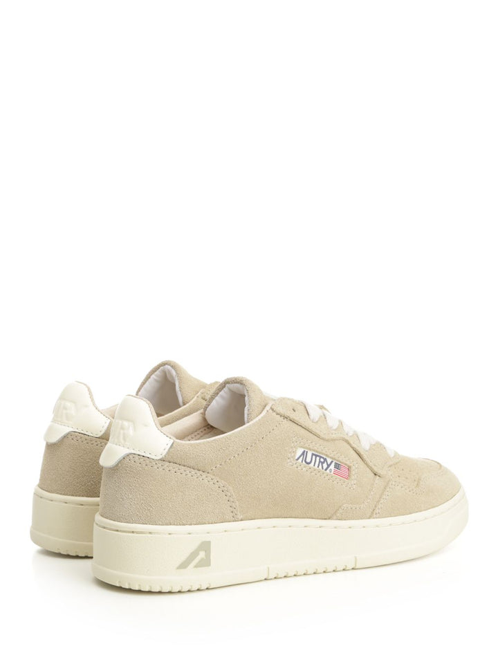 Autry  Medalist Low Sneakers - Grey | d5330b9bc2b9f1738fb4595bf9686e359bf35aa2