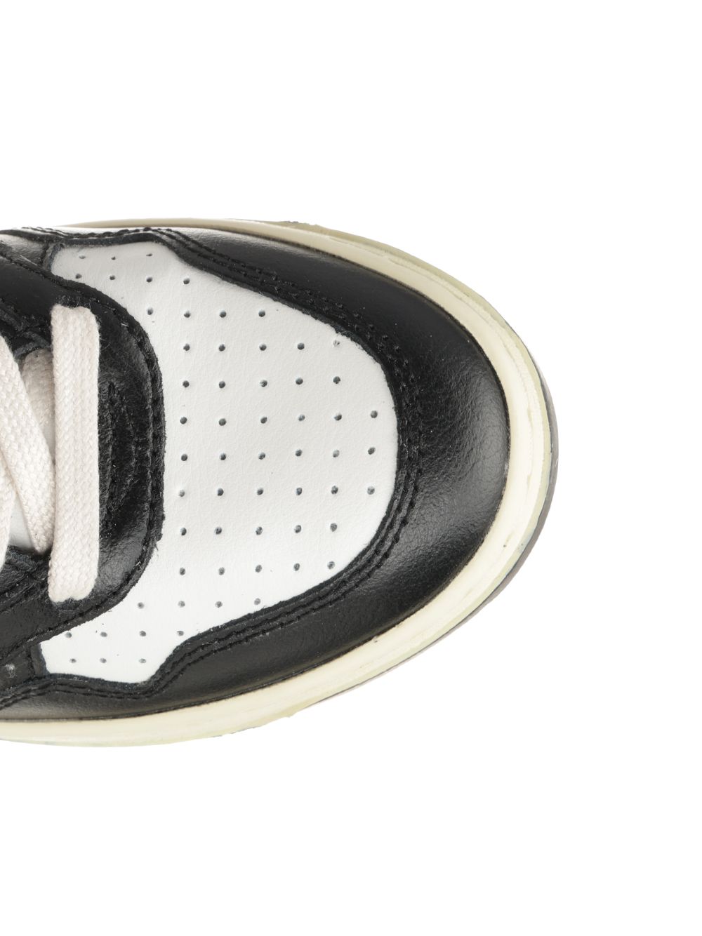 Autry  Medalist Low Sneakers - Nero | c6bc4ee09fd4c28f7fb3555c29acbbabae484f87