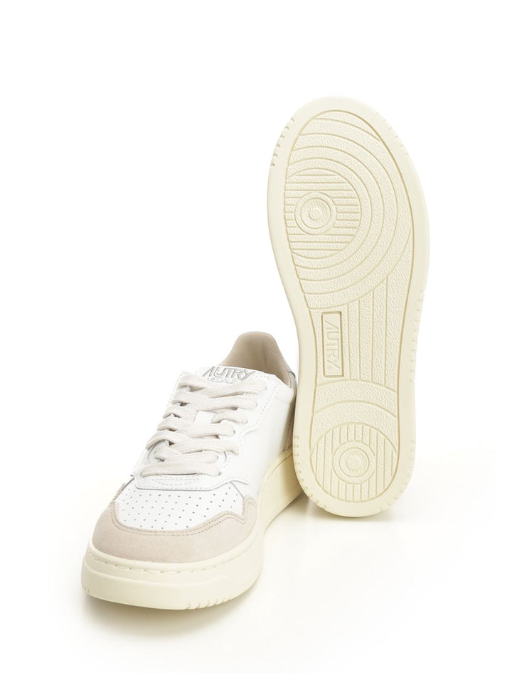 Autry  Medalist Low Sneakers - Bianco | cd4580d9a260fa0e01c8a1b24611ef89b0ca528e
