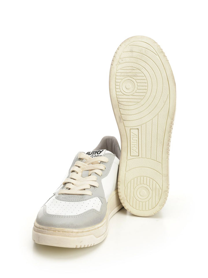 Autry  Medalist Low Super Vintage Sneakers - Grey | ff604a1729fa484287c88e24d282c9a11e4bd34d