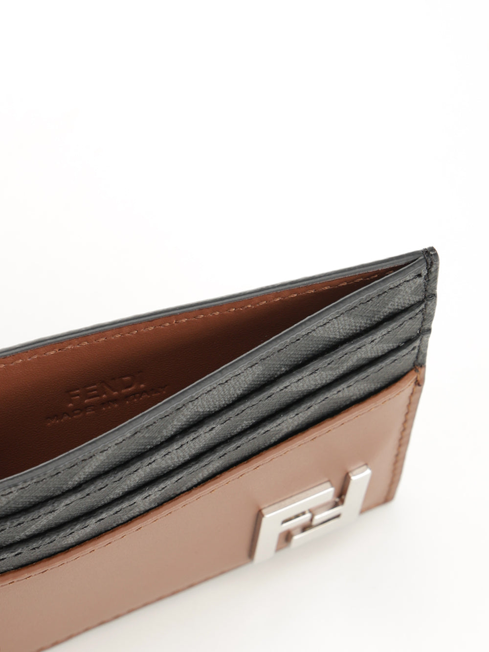 Fendi Diagonal Wallets - Marrone | 13d8e1a445fe1f1338ff4abd30fa38d48e383c39
