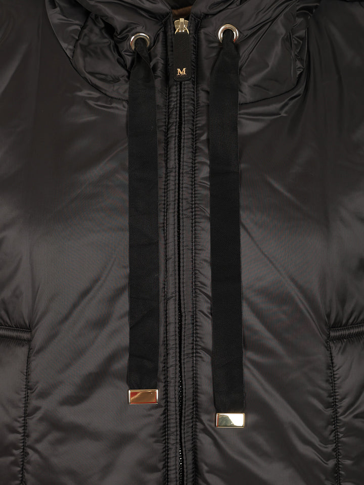 Max Mara The Cube Padded Gilet With Hood Coats - Nero | 89ccc81a9bb597929228b195b929236f21ca9308