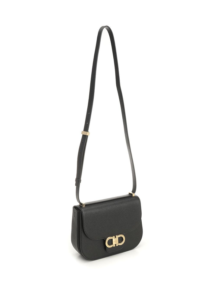 Ferragamo Double Gancini Shoulder Bags - Nero | 7eefedb1bb671491a5a755a3cdc6190ddedf4dc2