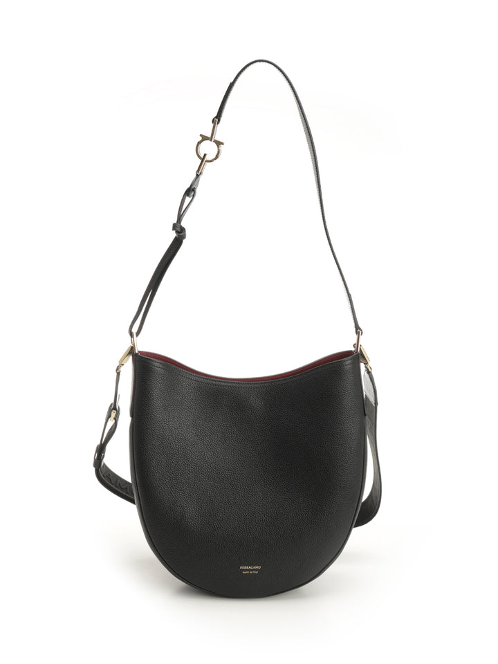 Ferragamo North-South Shoulder Bags - Nero | 700cb924922187eb972d8040a219e8345a793b85