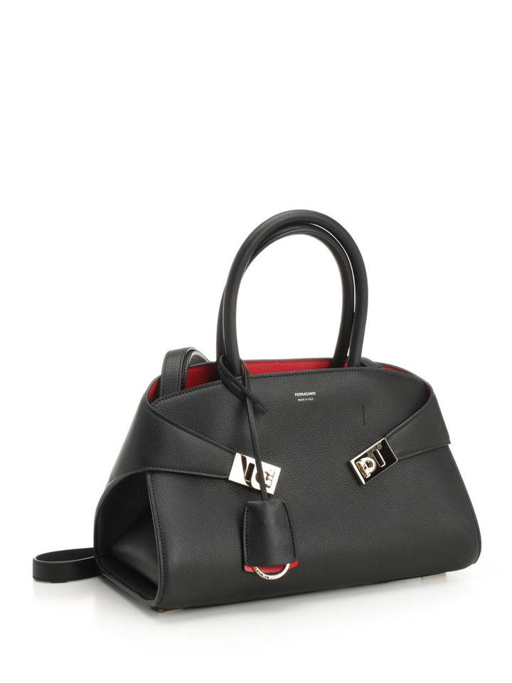 Ferragamo Hug Handbags - Nero | e389ec55324d7a7538746eaacaf6967f1b6880a3