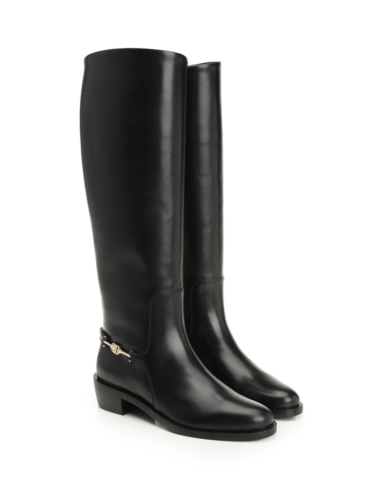 Ferragamo Boot With F Buckle Boots - Nero | fbb45a287a36888c6e9f65a821392b97cb2147a7