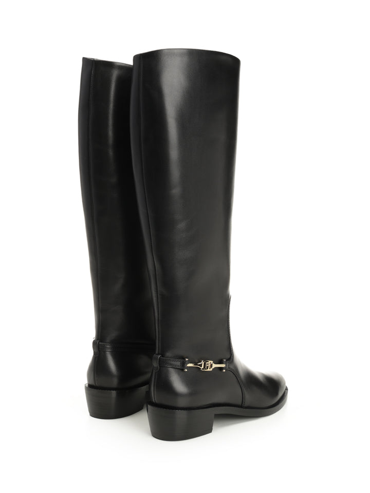 Ferragamo Boot With F Buckle Boots - Nero | 0d090d98a6832b0c85aa5322ee80212205848708