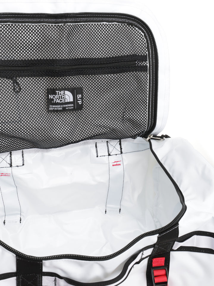 The North Face Duffel Base Camp - S Travel bags - Bianco | fc80d040bc86eb3f5462b6fa4f409773ebcced9b