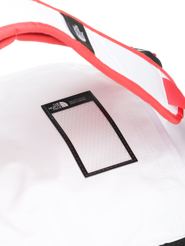 The North Face Duffel Base Camp - S Travel bags - Bianco | afe6a68d734122aaef65fec913a943242816cb72