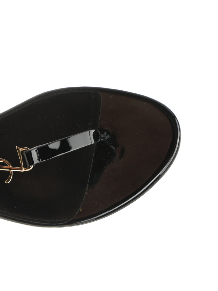 Saint Laurent Cassandra Sandali - Nero | 61dc01a702d76dbbd02385fadbd5795107625db6