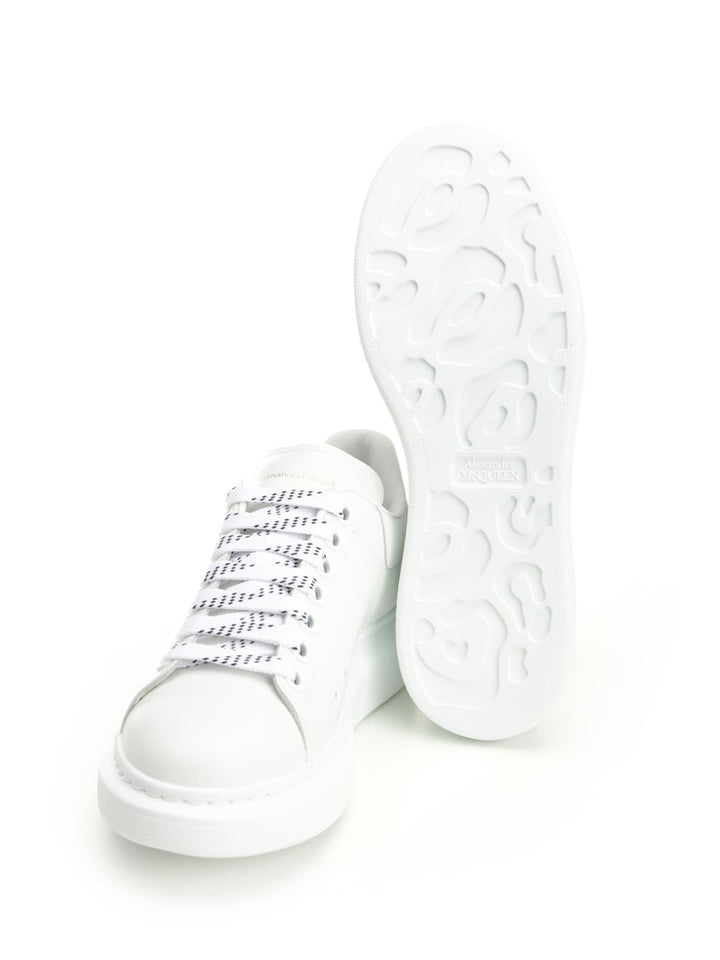 Mcqueen Oversized Calfskin Sneaker Sneakers - Bianco | f4d43fa5d7bc6bc21af592e0ec10e1594fb998bc