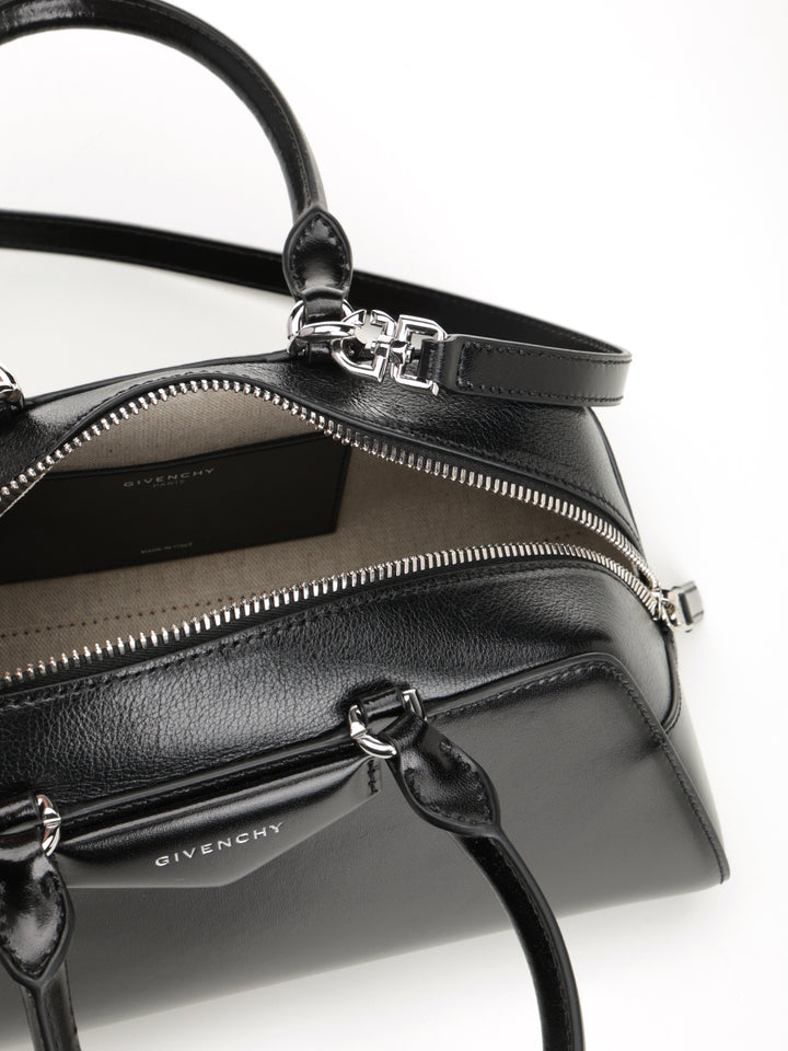 Givenchy Antigona East-West Handbags - Nero | 6f4a722426cbbe23408db88e0e65b6c5aa08a72b
