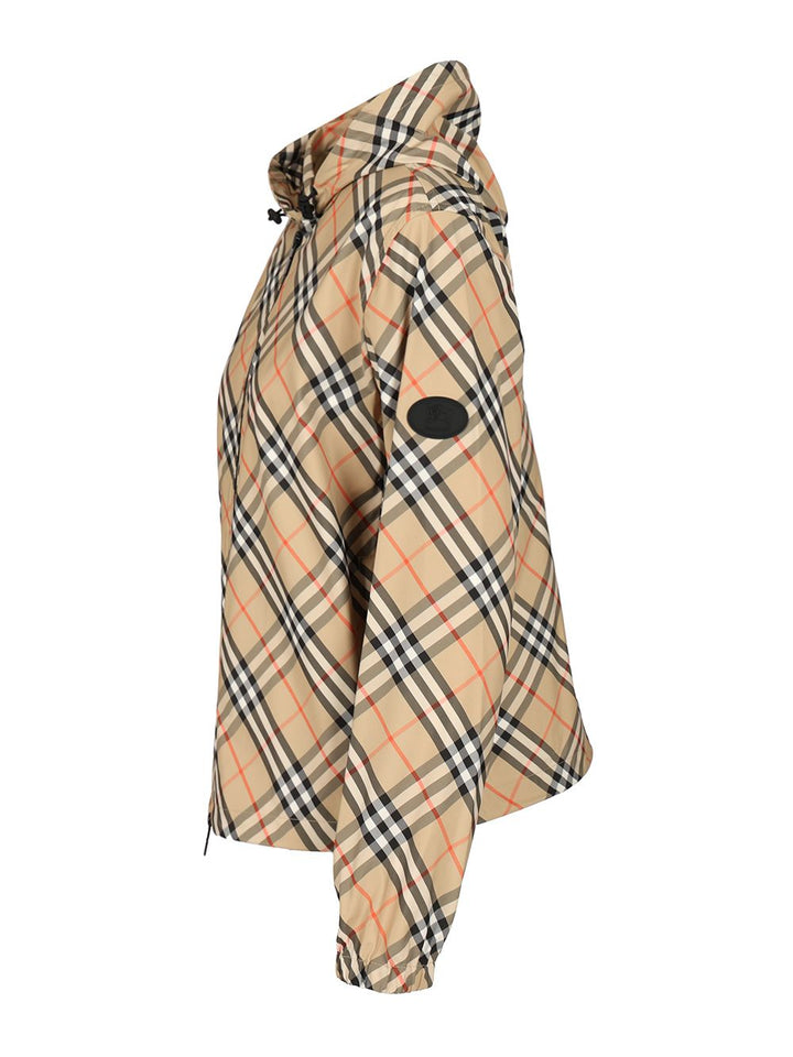 Burberry Jacket In Burberry Check Giacche - Beige | 04c1f1f61dd481afd5bd70d95653637e1a9bd461