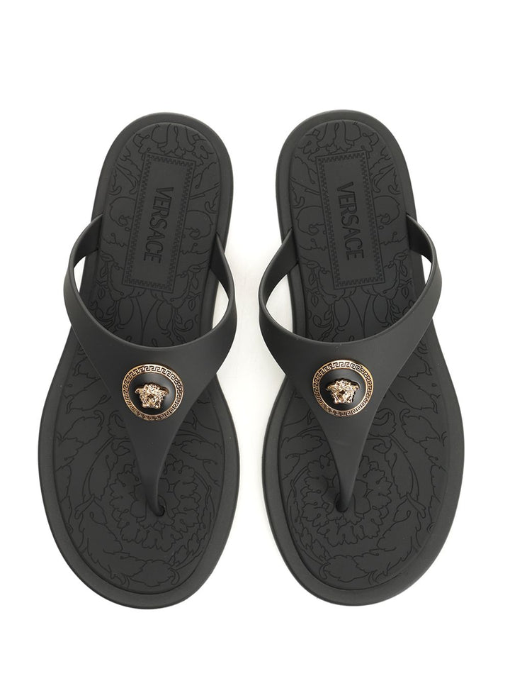 Versace Rubber Slides Sandali - Nero | 9ba4ab93ccf6e03755f08f04b8e1fbbe7a588e33