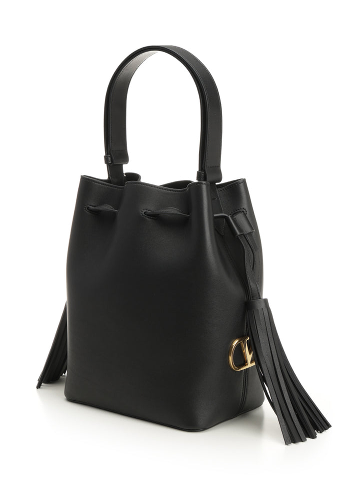 Valentino Garavani Vlogo Signature Handbags - Nero | 791a84b663d88f283e20192dc7e4ae97f4c4b8c4