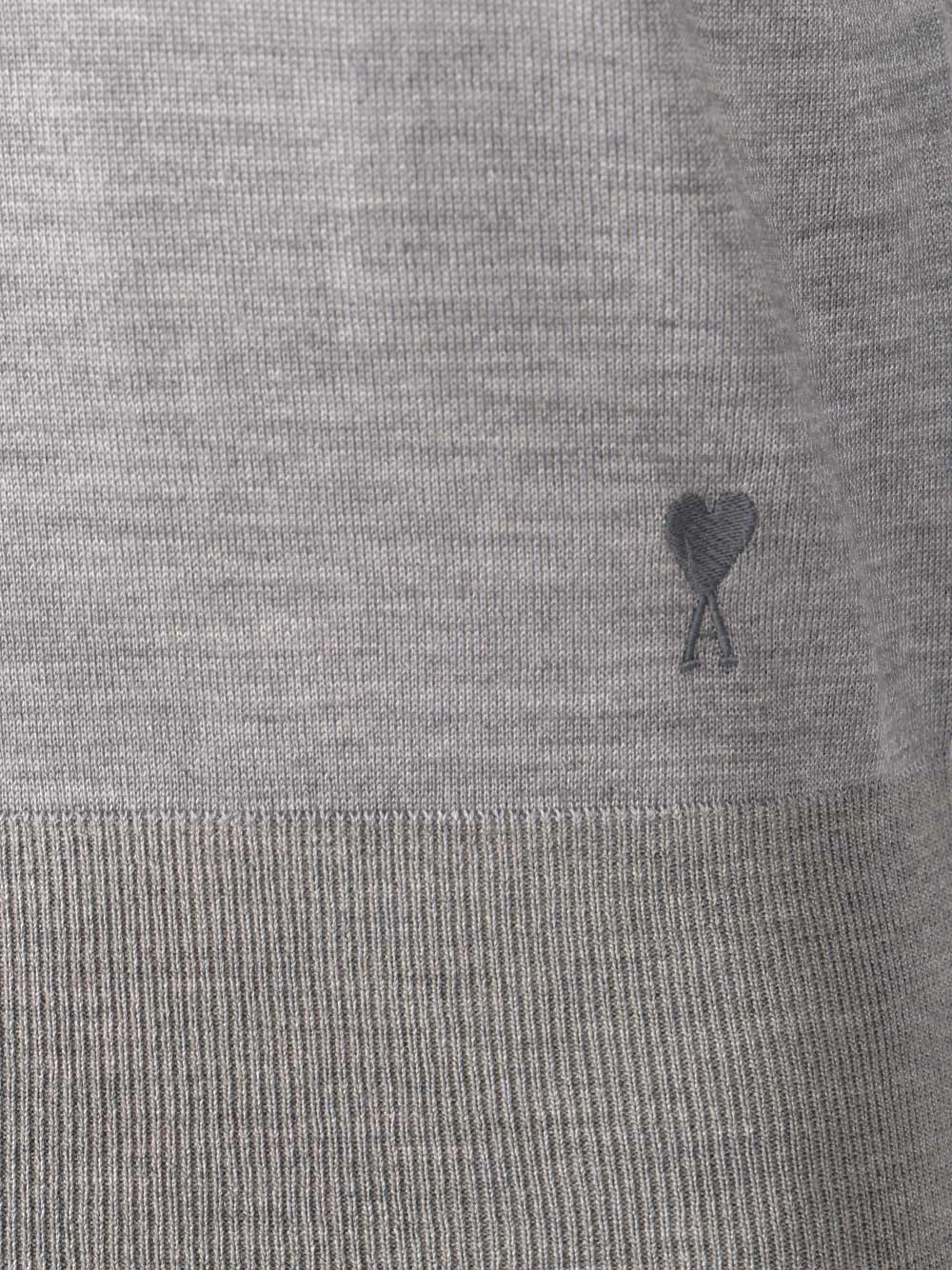 Ami Crew Neck Sweater In Wool And Silk Knitwear - Grey | 410c9106dc387bec341bf5a2bda4d78b34663181