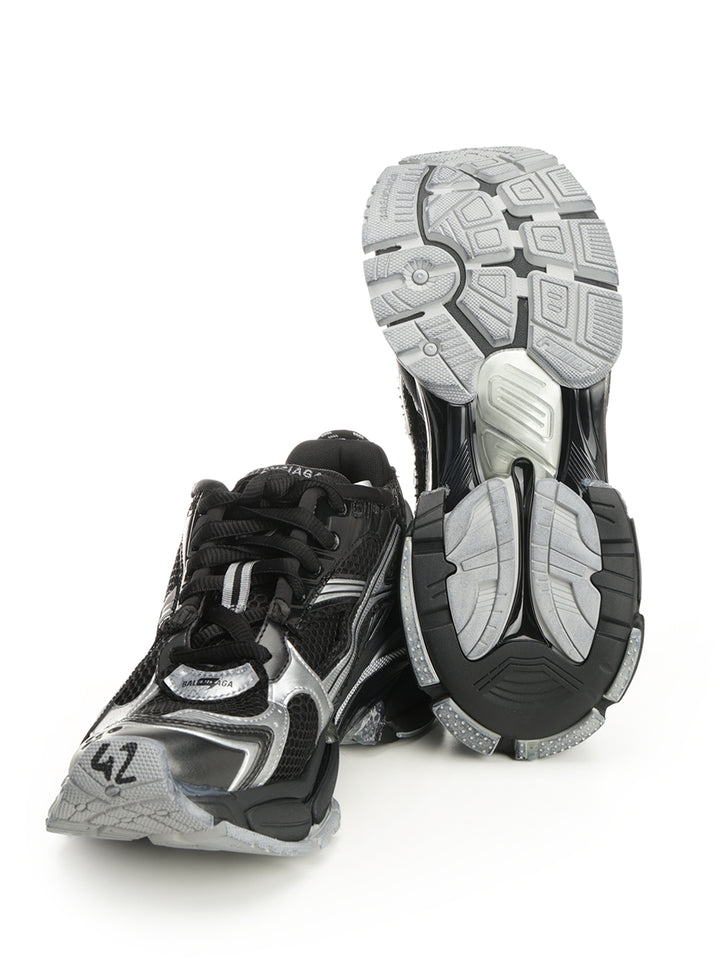 Balenciaga Runner Sneakers - Nero | b7485b15ec6a38177e6aa4547db6fb13fa725f8a