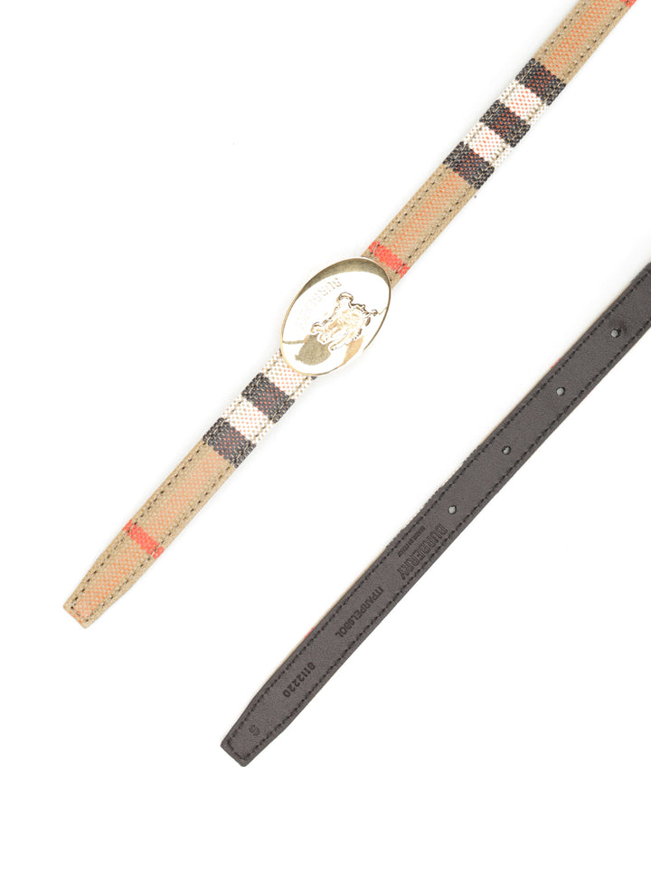 Burberry Knight Stamp Check Slim Reversible Belt Cinture - Beige | af916bbccd382453e31f25286fbafd5a8bc5fac0