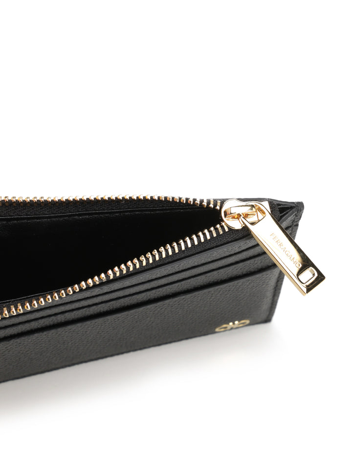 Ferragamo Credit Card Holder With Zip Wallets - Nero | 734236a4c863cbb94f7c83eda3f286fd13b6d656