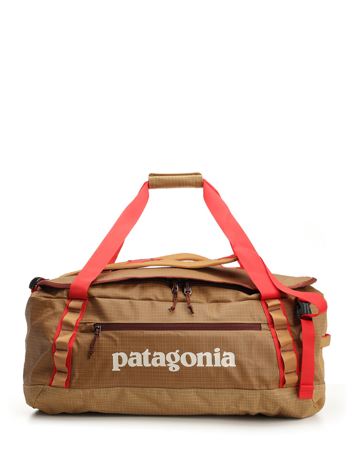 Patagonia Black Hole® Travel bags - Oro | d7503162df51fb431e16036ea05557a72ef38b44
