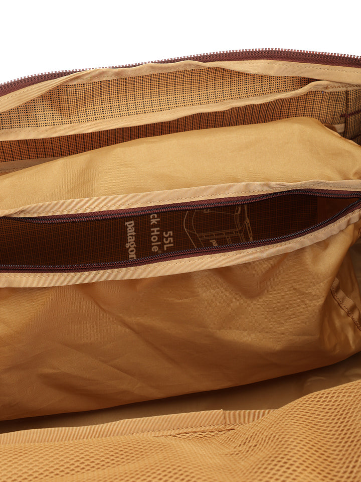 Patagonia Black Hole® Travel bags - Oro | 7e3cc94c315cc729f2051c223762a57f36bd0690