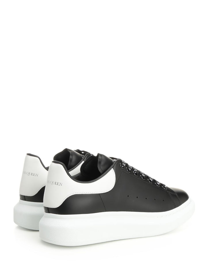 Mcqueen Oversize Sneakers - Nero | 4c7e10bcfc637fe82fb37dae052c932ff87e0ead
