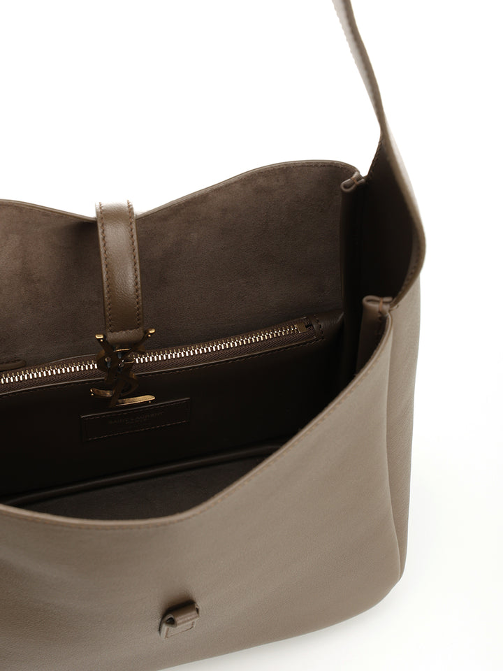 Saint Laurent Le 5 À 7 Shoulder Bags - Marrone | 920f9c6de2fea57dbcfb344ab1b9c9cc74935284