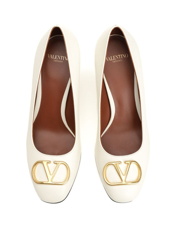 Valentino Garavani Pump Vlogo Signature Decollete - Bianco | 238cc540f74b3a78b8f599a859d1aa06a7e6af95